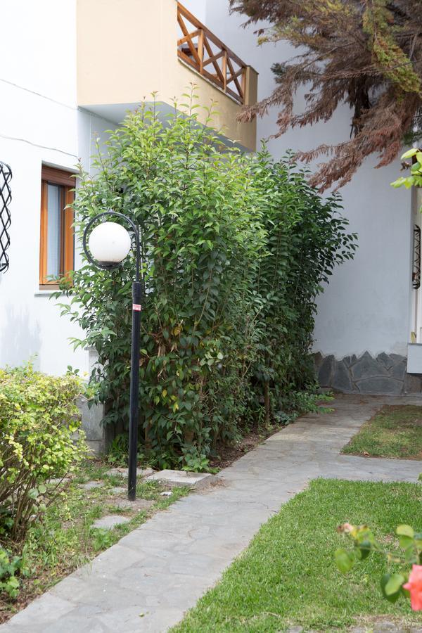 St.John Village Apartments Skála Foúrkas 外观 照片