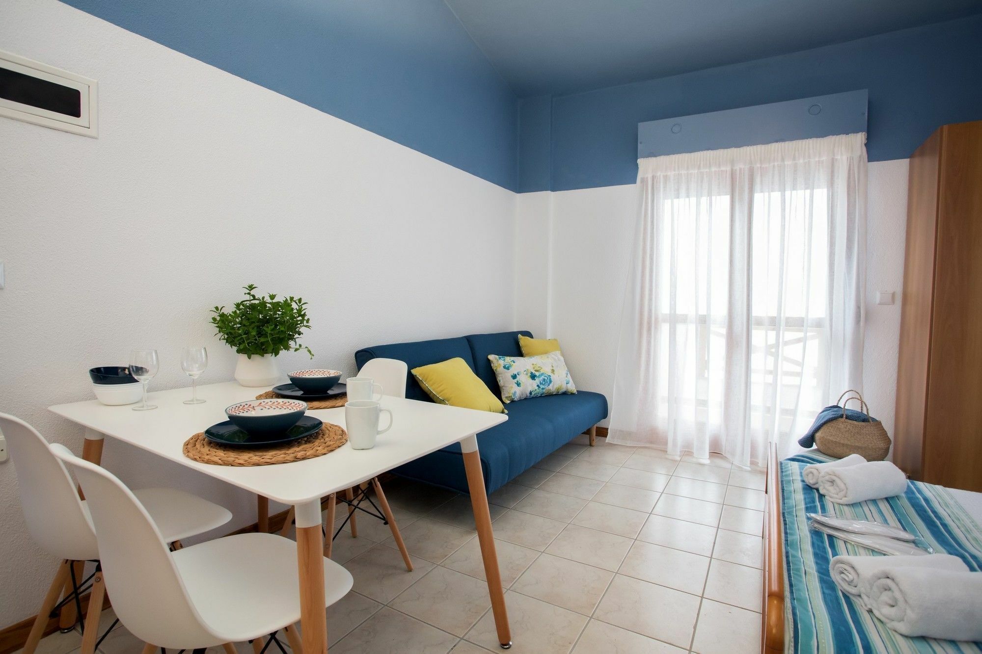St.John Village Apartments Skála Foúrkas 外观 照片